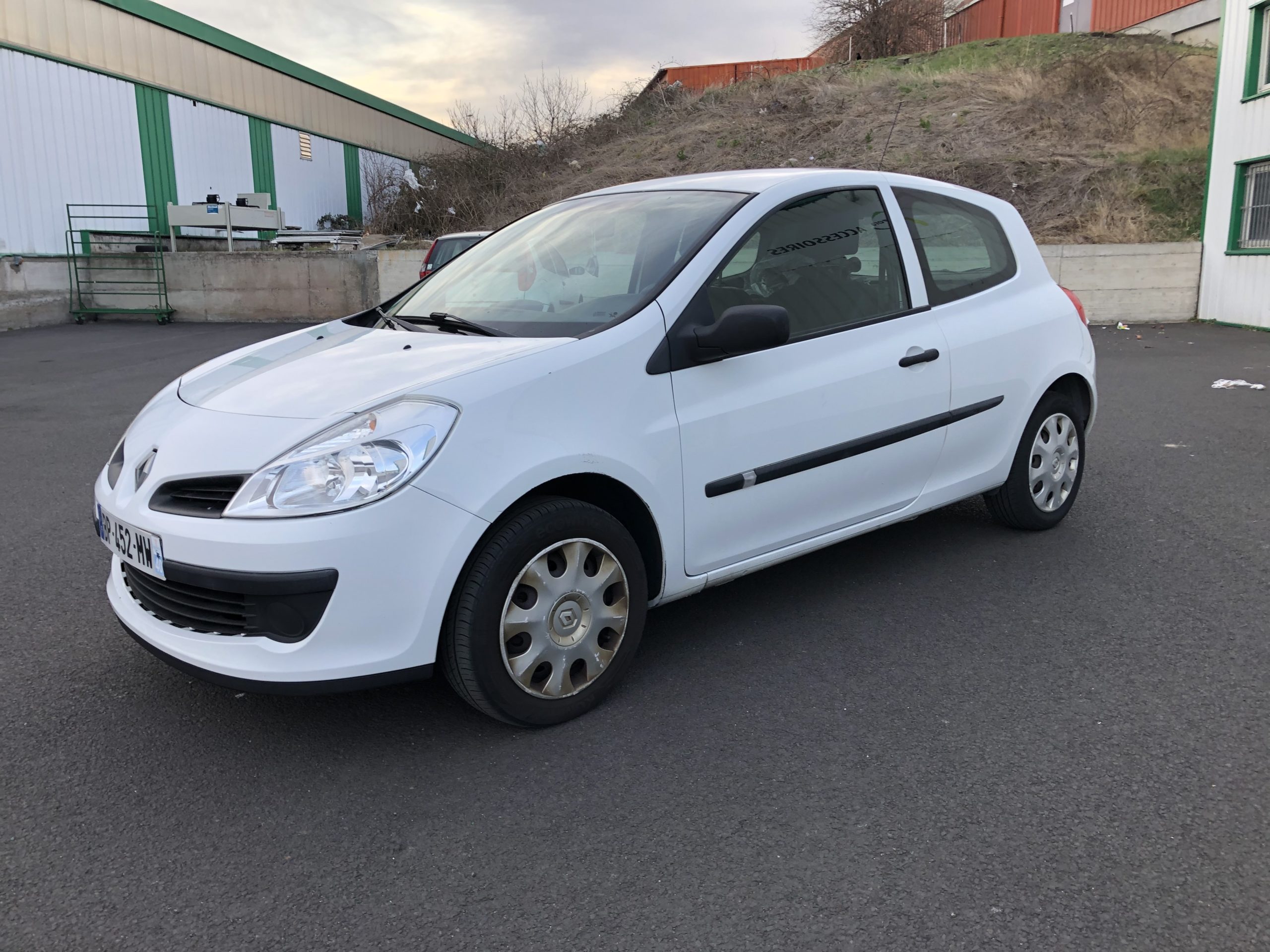 Renault Clio III 1.5dci deriv vp MP Négoce