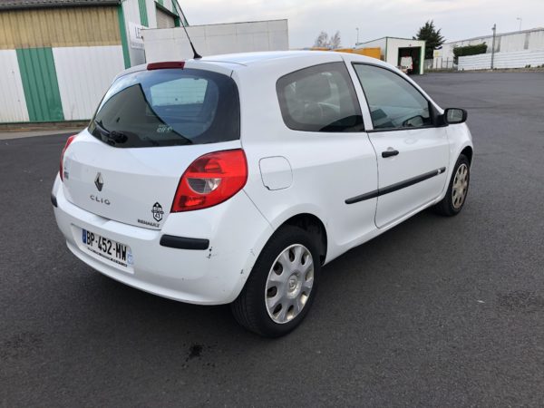 Renault Clio III 1.5dci deriv vp – Image 3