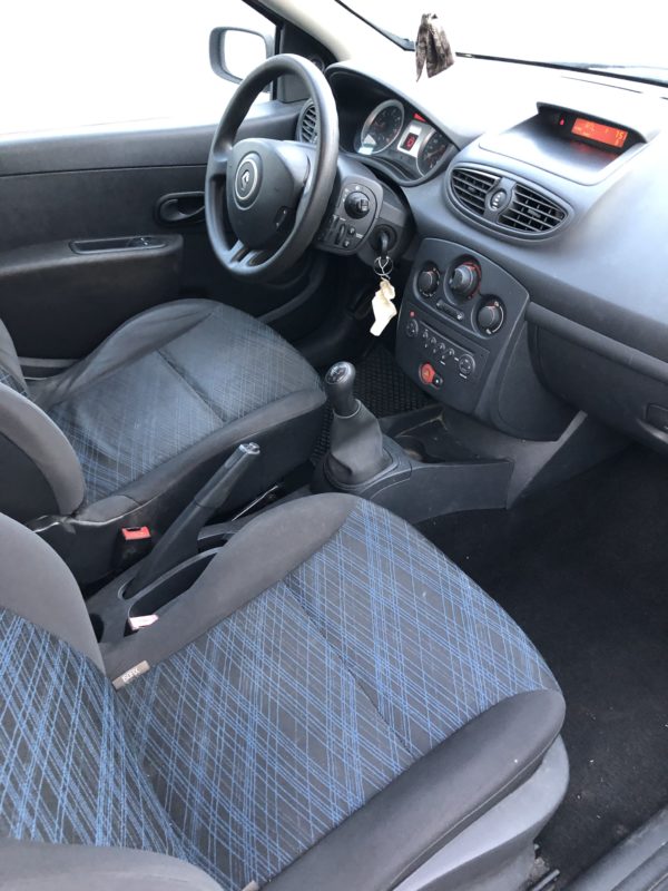 Renault Clio III 1.5dci deriv vp – Image 4