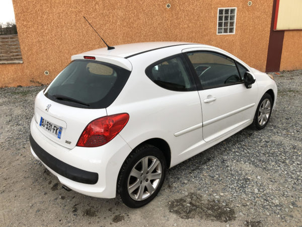 Peugeot 207 1.6 Active – Image 2