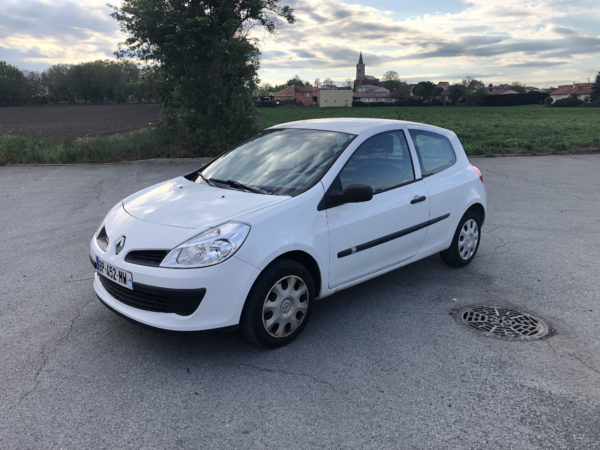 Renault Clio III 1.5dci deriv vp – Image 6