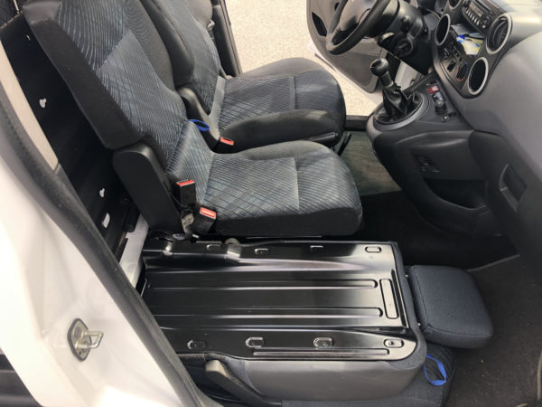 Peugeot Partner 1.6 hdi 90cv – Image 12
