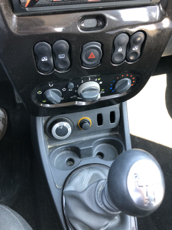 Dacia Duster 1.5 dci 110cv 4wd – Image 11