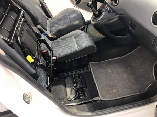 Peugeot Partner 1.6 hdi 90cv – Image 11