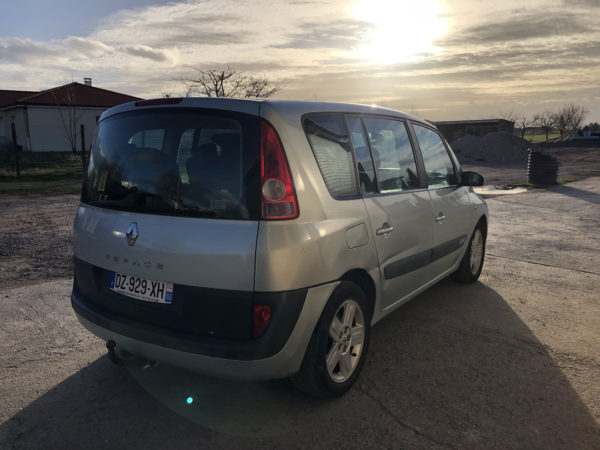 Renault Espace IV 2.2 dci – Image 4