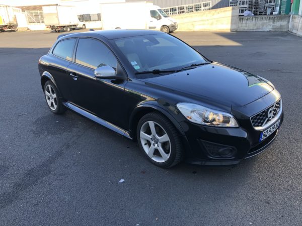 Volvo C30 D3 R-DESIGN 150CV – Image 3