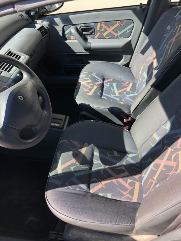 Renault Clio 1.4 i boite automatique – Image 7