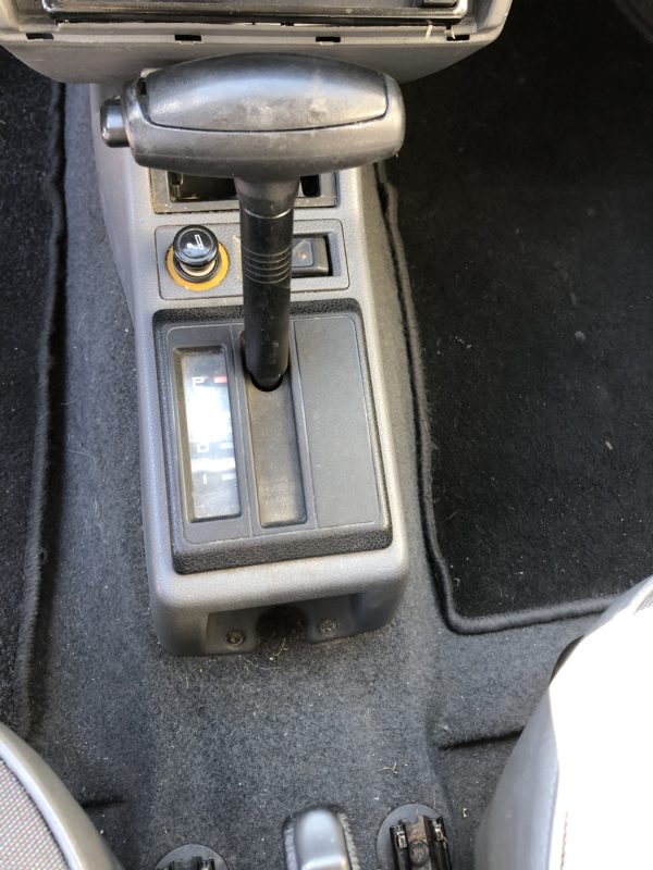 Renault Clio 1.4 i boite automatique – Image 8