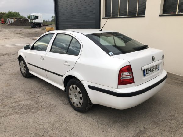 Skoda Octavia 1.9 TDI 100cv – Image 6
