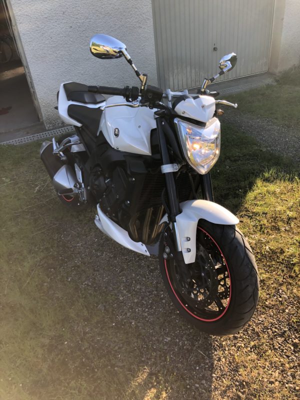 Yamaha FZ1 – Image 2