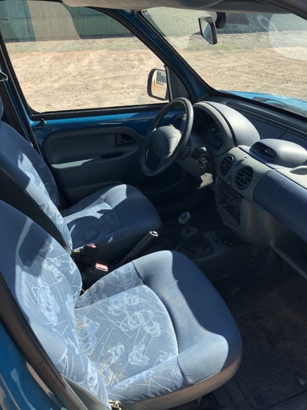Renault Kangoo 1.4i Doors – Image 7