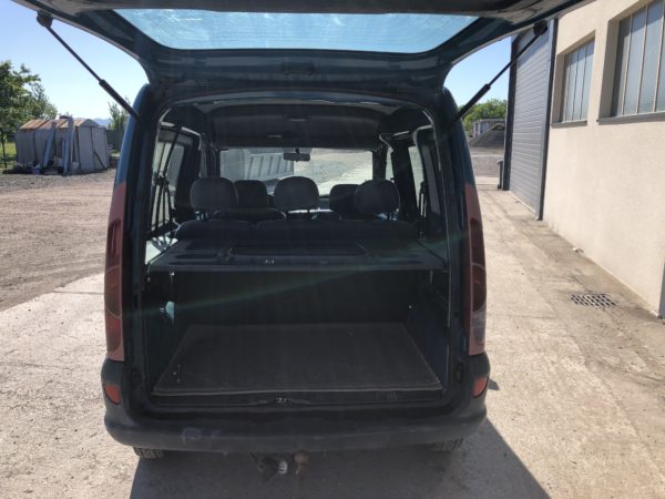 Renault Kangoo 1.4i Doors – Image 9