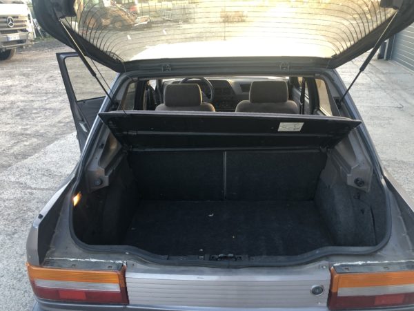 Peugeot 309 1.6 XS 92cv – Image 9
