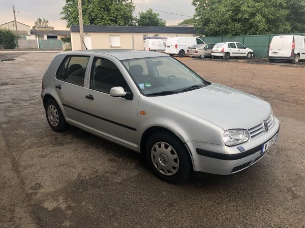 Volkswagen Golf IV 1.4i – Image 3