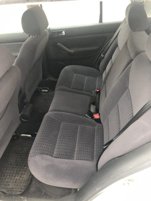Volkswagen Golf IV 1.4i – Image 10