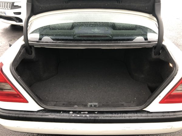 Mercedes C-Klasse 180 Classic – Image 10