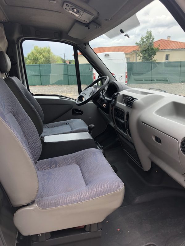 Renault Master II L2H2 2.5 Dci 120cv – Image 8