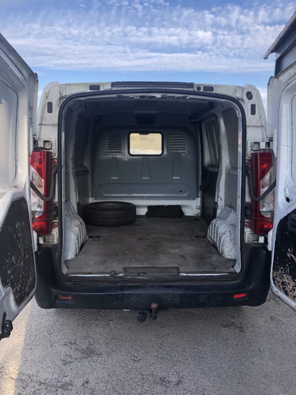 Peugeot Expert L1H1 2.0HDI 136cv – Image 7