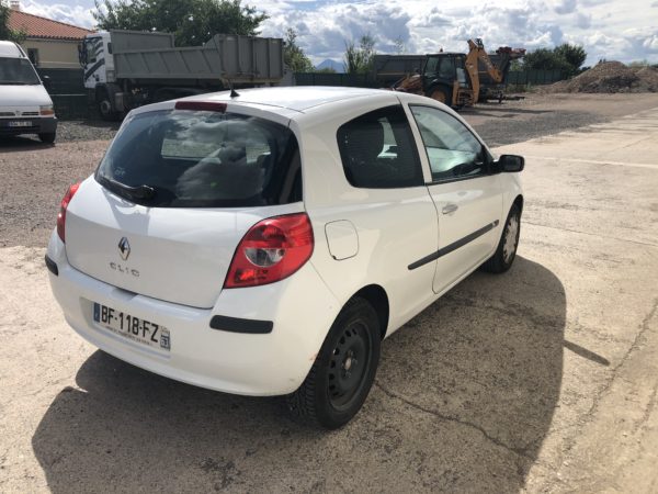 Renault Clio III 1.5 Dci – Image 6