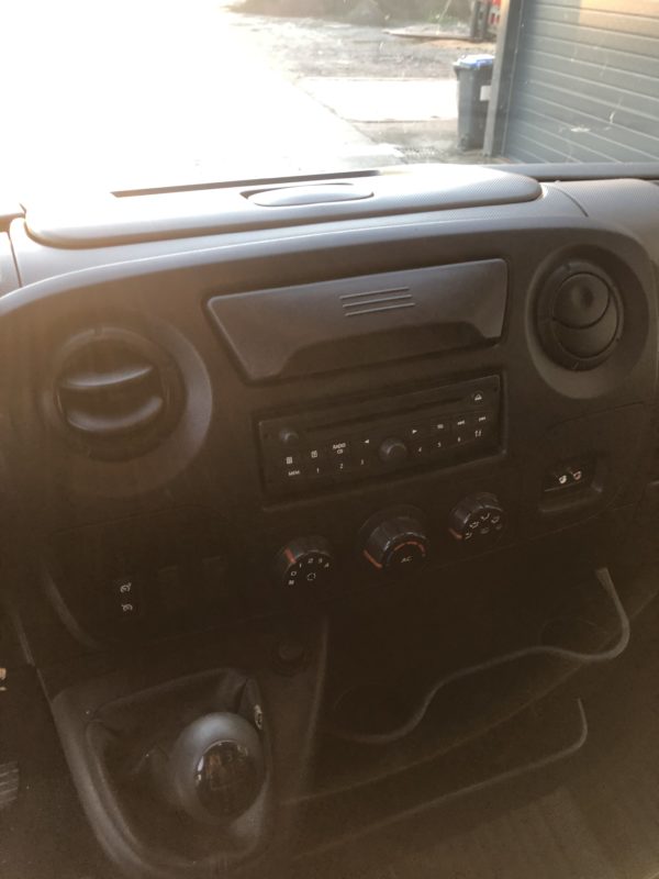 Nissan NV400 2.3 Dci L2H2 130cv – Image 10
