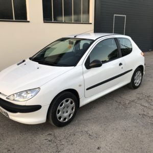 PEUGEOT 307 2.0 Hdi 110cv - MP Négoce