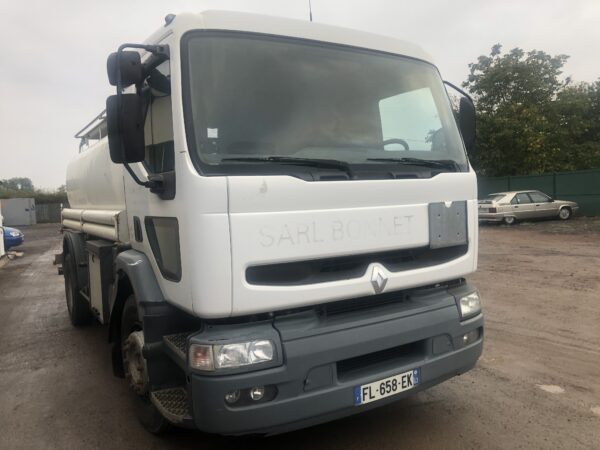 Renault Premium 250 4x2 citerne – Image 4