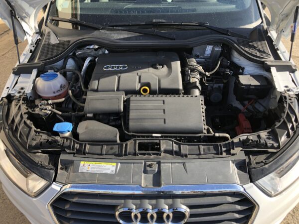 Audi A1 1.4 TDI Boite auto S-tronic – Image 19