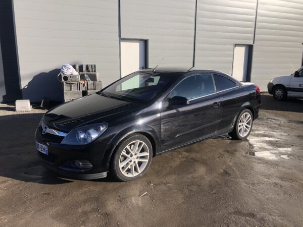 Opel Astra Twintop 1.9 CDTI 150 – Image 5