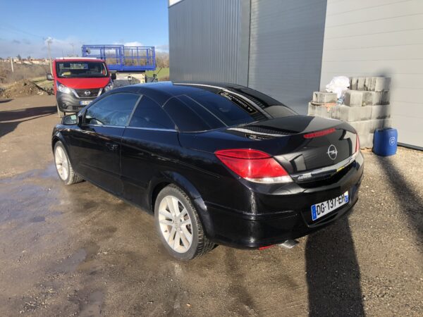 Opel Astra Twintop 1.9 CDTI 150 – Image 6