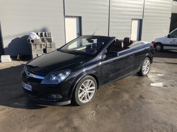 Opel Astra Twintop 1.9 CDTI 150 – Image 7