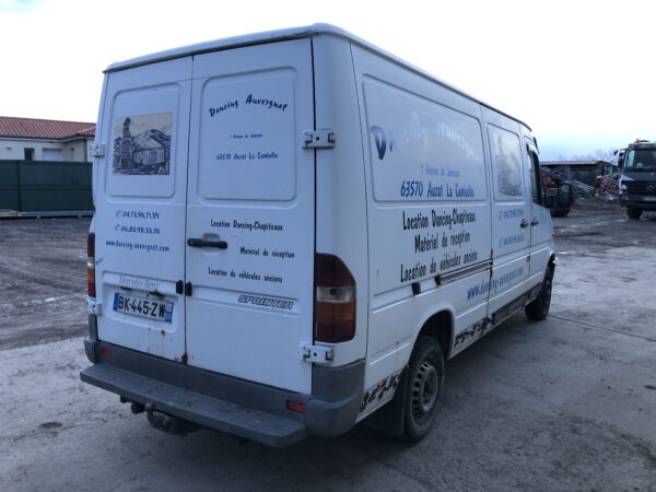 Mercedes Sprinter 212 – Image 6