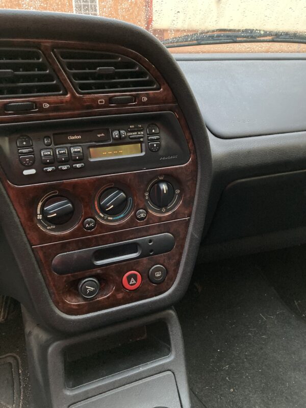 Peugeot 306 2.0 Hdi 90cv – Image 9