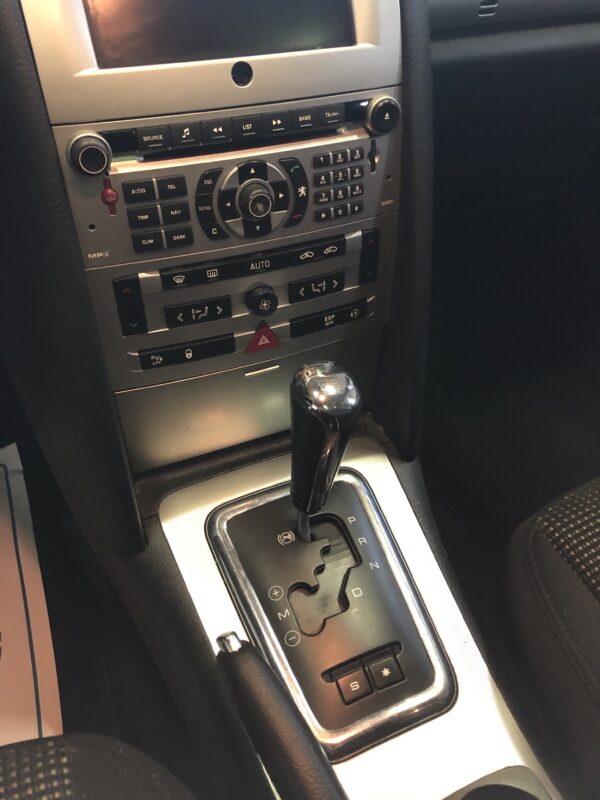 Peugeot 407 SW 2.0 HDI 136 – Image 9