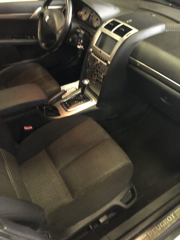 Peugeot 407 SW 2.0 HDI 136 – Image 14