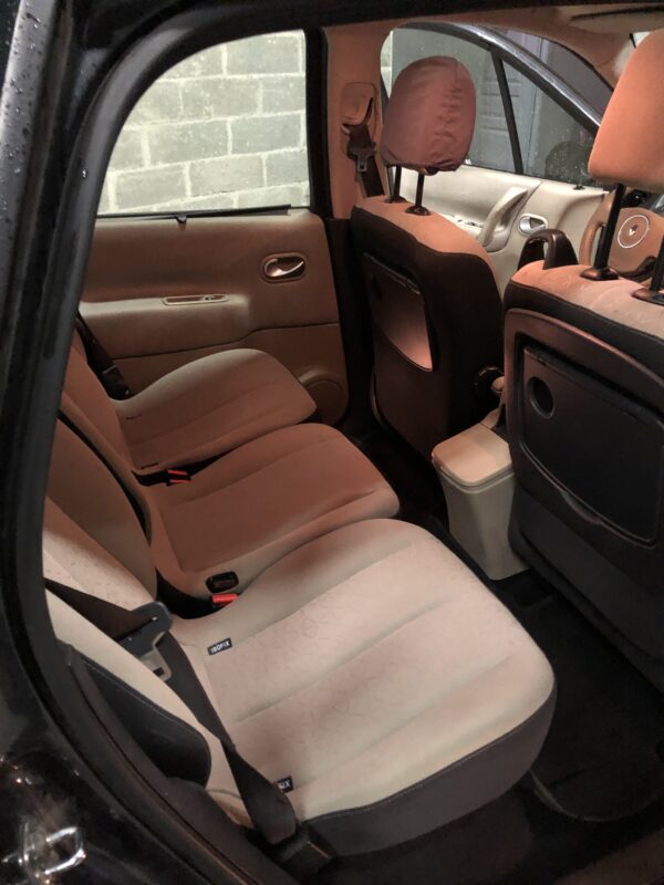 Renault Megane Scenic II 1.5Dci – Image 11