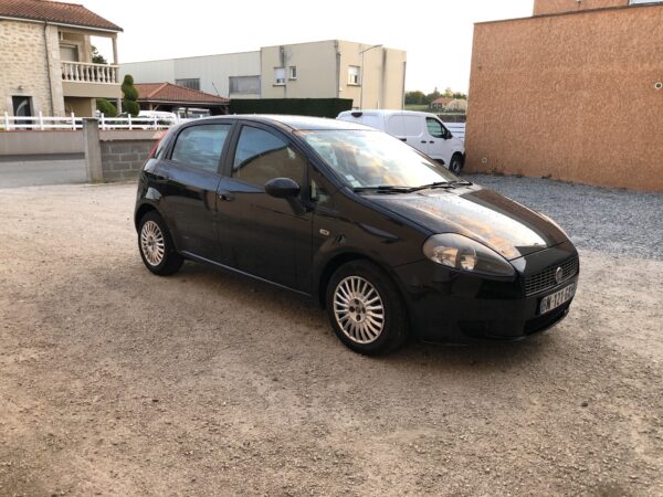 Fiat Punto 1.3 MJTD 75cv – Image 4