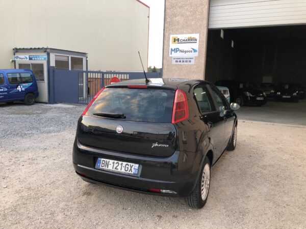 Fiat Punto 1.3 MJTD 75cv – Image 6