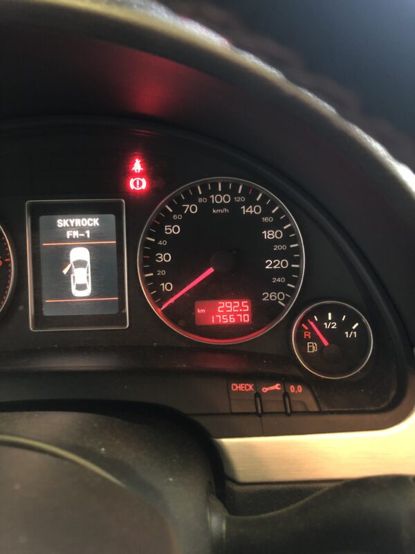 Audi A4 2.0 Tdi 140cv – Image 9