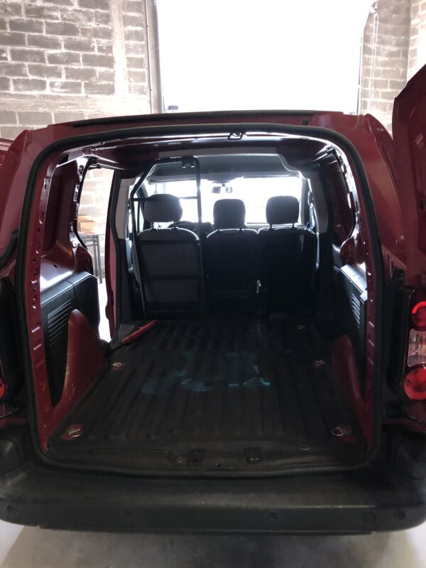 Citroen Berlingo 1.6 Hdi 75cv – Image 10