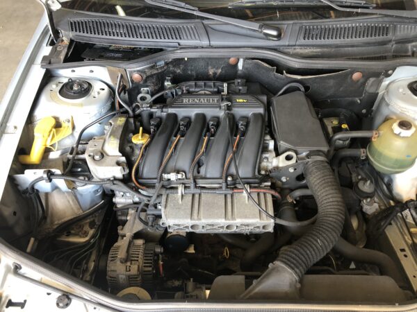 Renault Megane Cabriolet 1.6 16v – Image 12