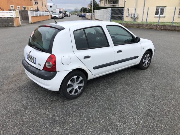 Renault Clio 1.5 dci Expression – Image 5