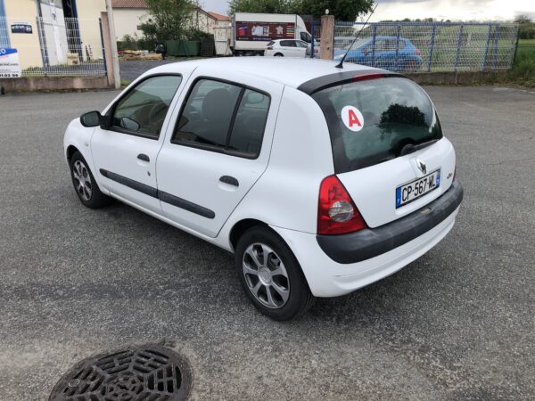 Renault Clio 1.5 dci Expression – Image 7