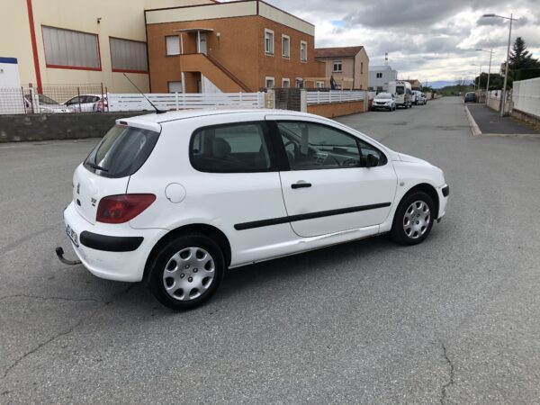 Peugeot 307 2.0 Hdi XR Presence – Image 5