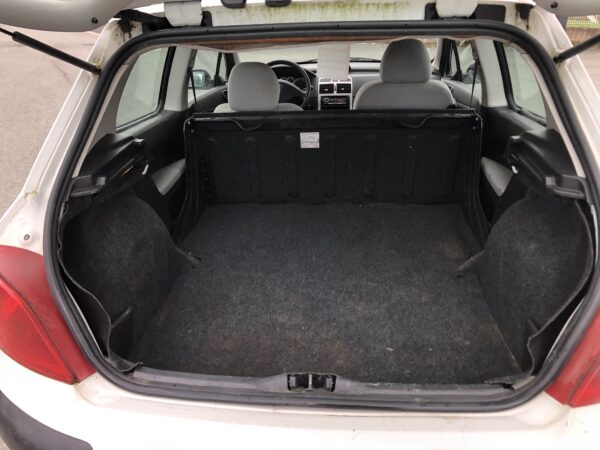 Peugeot 307 2.0 Hdi XR Presence – Image 12