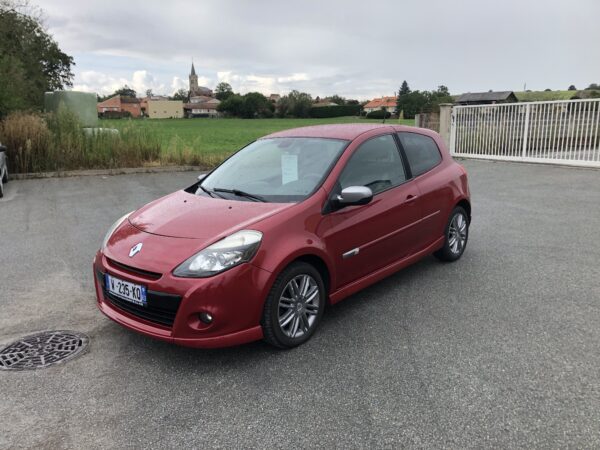 Renault Clio III 2.0 16v GT