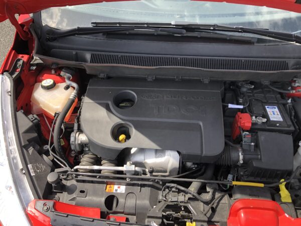 Ford B-max 1.4 Tdci 95cv – Image 13