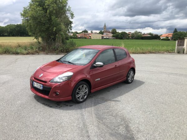 Renault Clio III 2.0 16v GT – Image 2