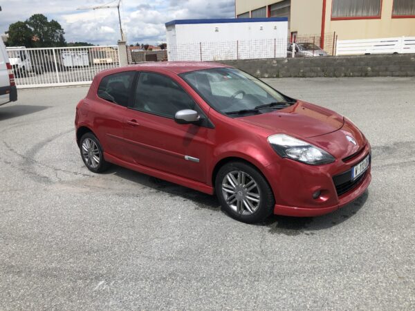 Renault Clio III 2.0 16v GT – Image 4
