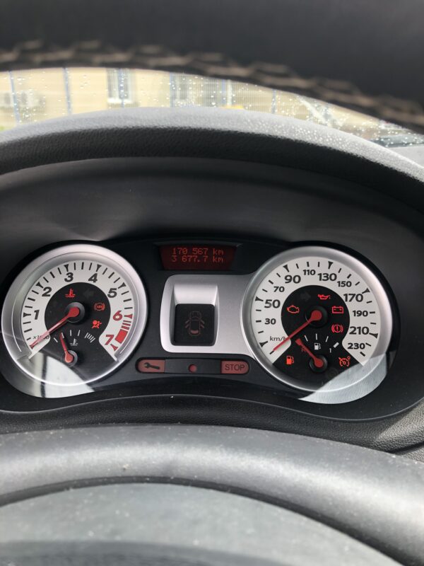 Renault Clio III 2.0 16v GT – Image 9