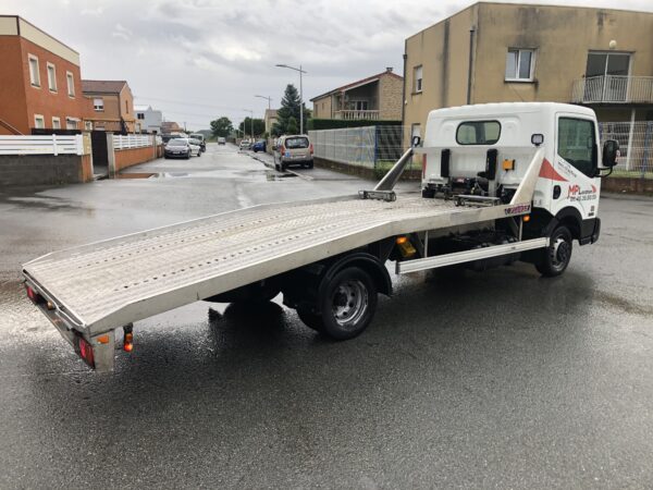 Dépanneuse Nissan NT400 – Image 6